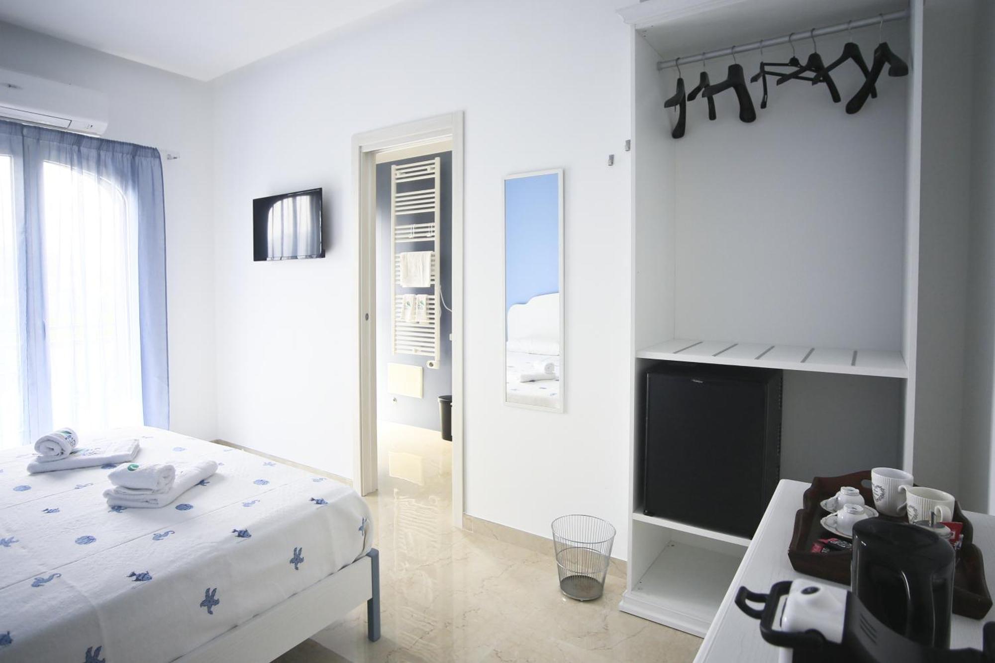 Villa Del Gaudio Rooms & Apartments Castellammare di Stabia Kültér fotó