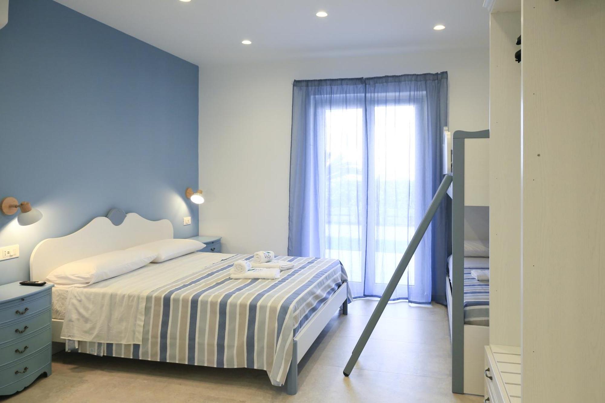 Villa Del Gaudio Rooms & Apartments Castellammare di Stabia Kültér fotó
