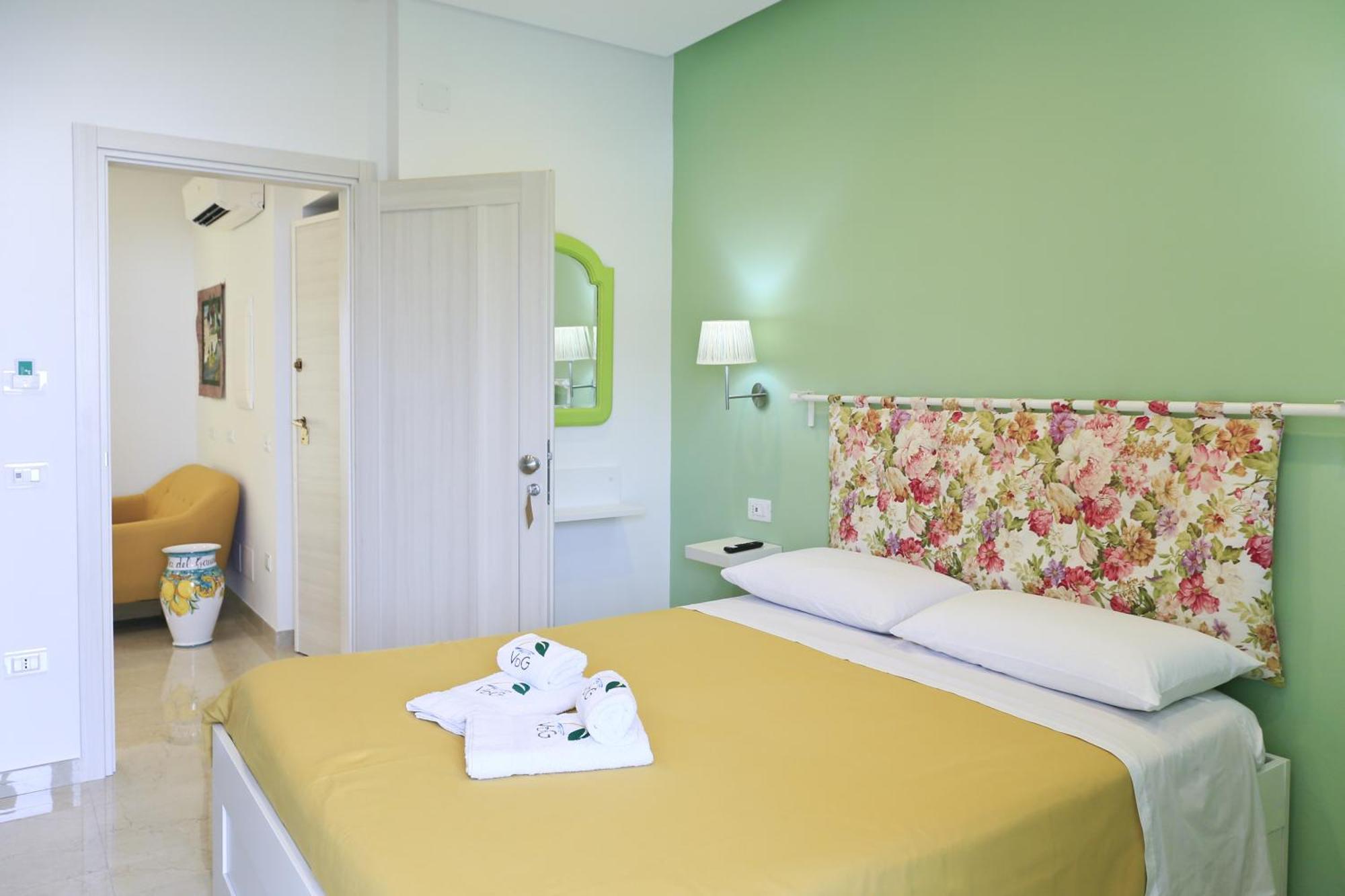 Villa Del Gaudio Rooms & Apartments Castellammare di Stabia Kültér fotó